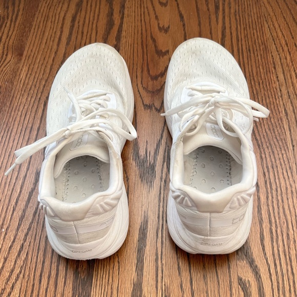 Topo Athletic Sneakers - “Atmos” - White - Picture 3 of 6